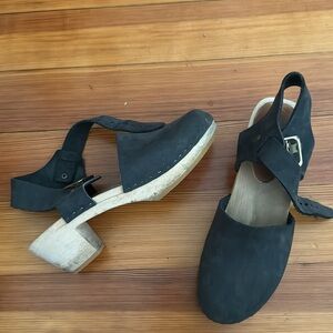 Bryr Emma close toe mid heel coal 37/7-7.5